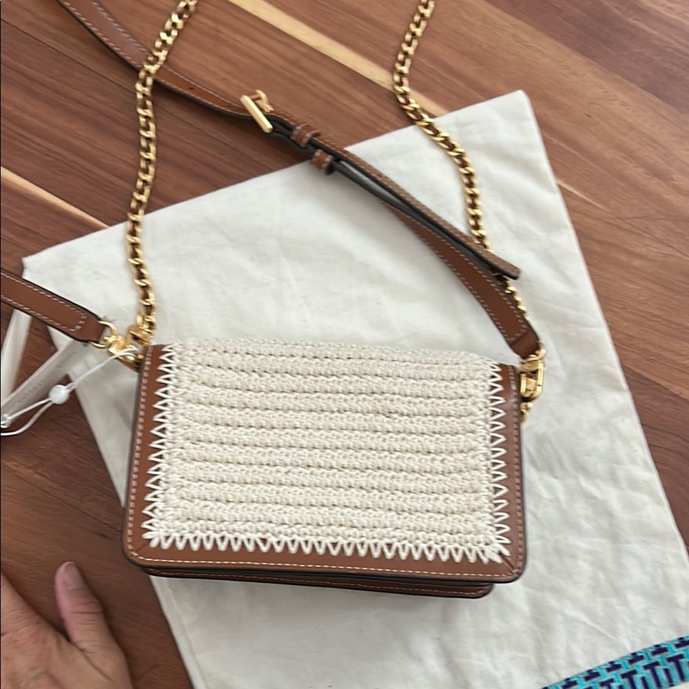 BNWT Tory Burch Elegant Brown and Cream Crossbody - Picture 8 of 9